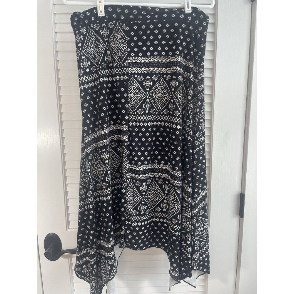 Maurice Black and White Flowing Maxi Skirt Size Large